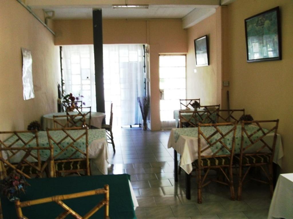 Auberge Le Saladier Mahébourg Kültér fotó